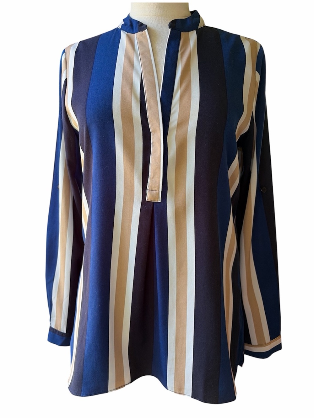 Everly striped V-neck, 2 button front long sleeve blouse, navy, white tan Medium